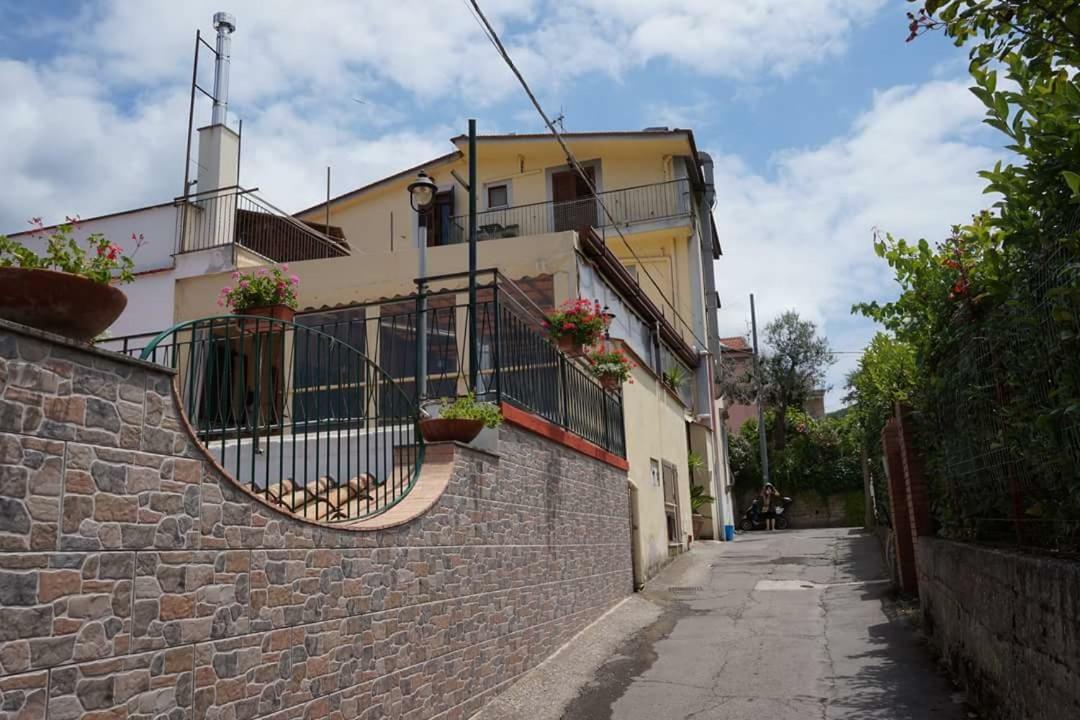 Mont E Case Da Martina Vico Equense Eksteriør bilde